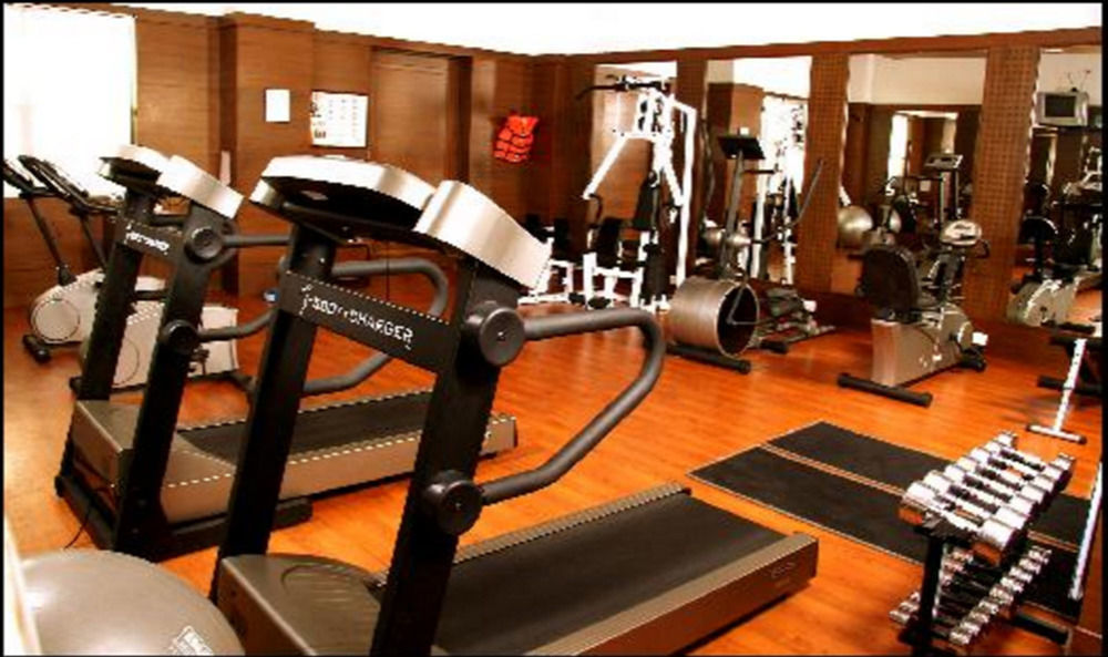 Greenpark Chennai Exterior foto A gym