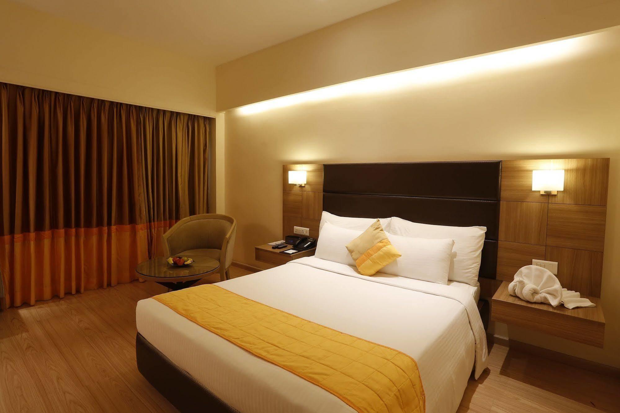 Greenpark Chennai Exterior foto A room at the hotel